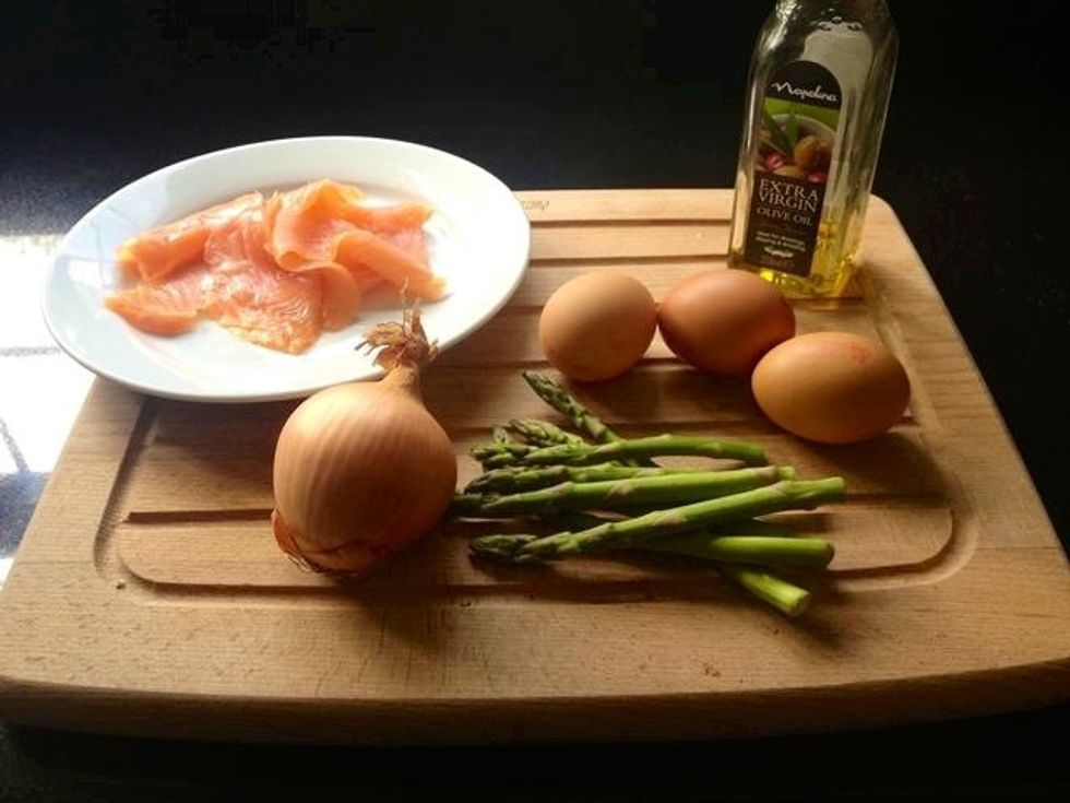 Here's the main ingredients. Frittatas are really adaptable so you can swap or add anything you fancy.