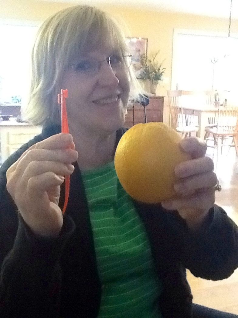 How to use a pampered chef orange peeler - B+C Guides