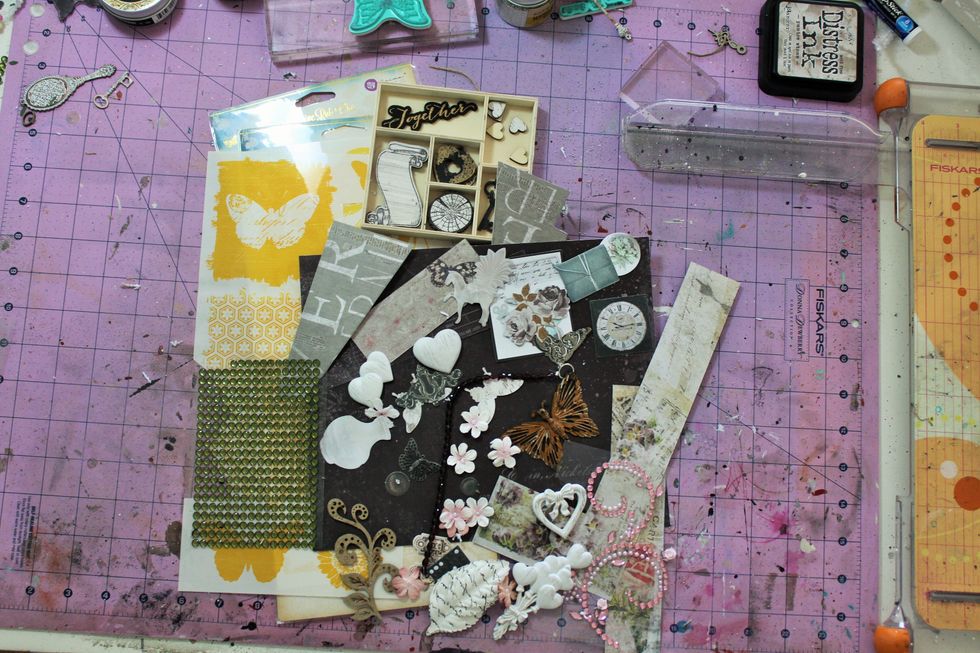 Here's what I had left of the February 2016 Swirlydoos kit. So, now it's time for Scrap your Scraps!