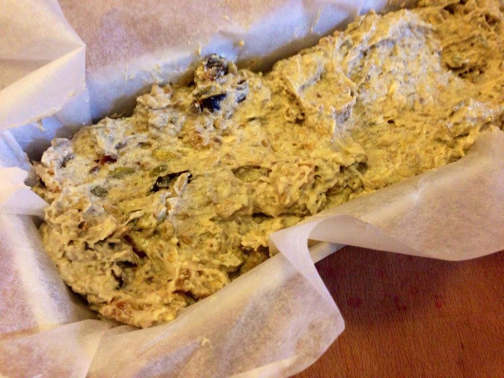 Here the dough goes into the mold. Bake in the oven for about 2 hours. Test it with a toothpick to check if it's ready. If the toothpick comes out clean it's done.