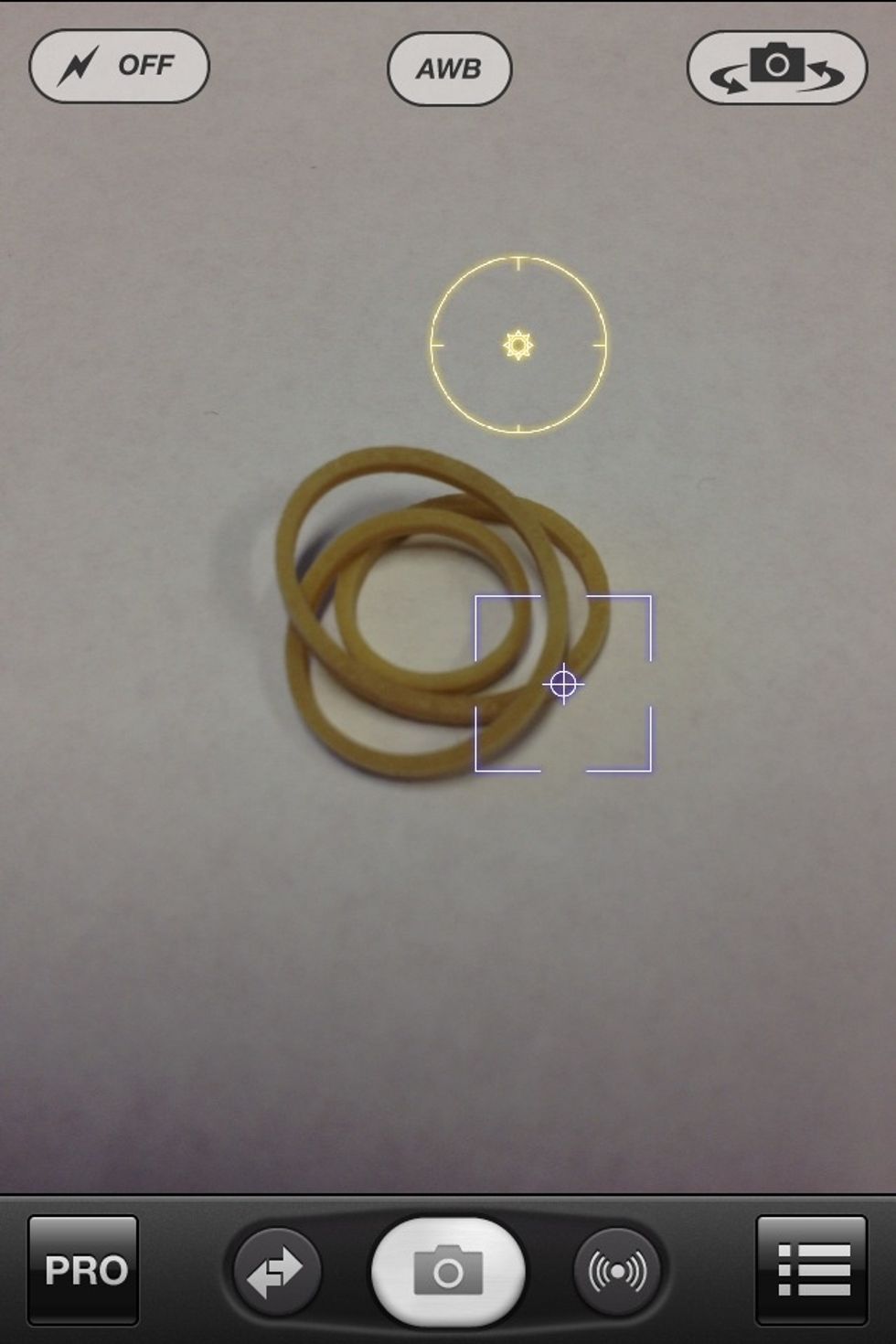 Here you can see that the rubber band from before is correctly exposed. Next we will over expose the image by locking exposure on a dark area nearby.