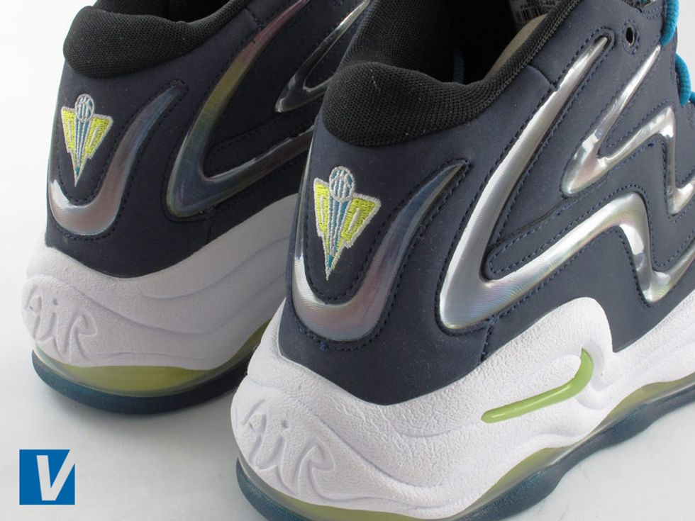 High quality stitching can be hard to replicate. Check carefully that the stitching on the heel of the Pippen's is tight, straight, evenly spaced and cleanly finished.