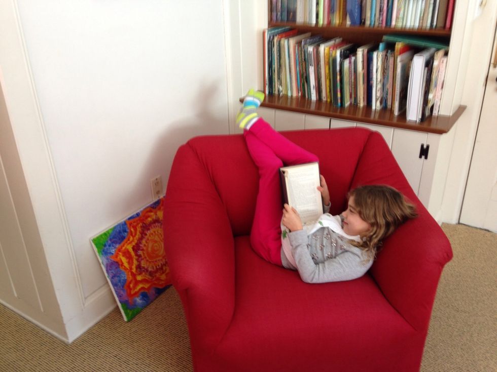 Hildegard is reading Vanity Fair- the book- not the mag that has been giving her fits. Big fan of 19th century English satirists. And Swift, of course.