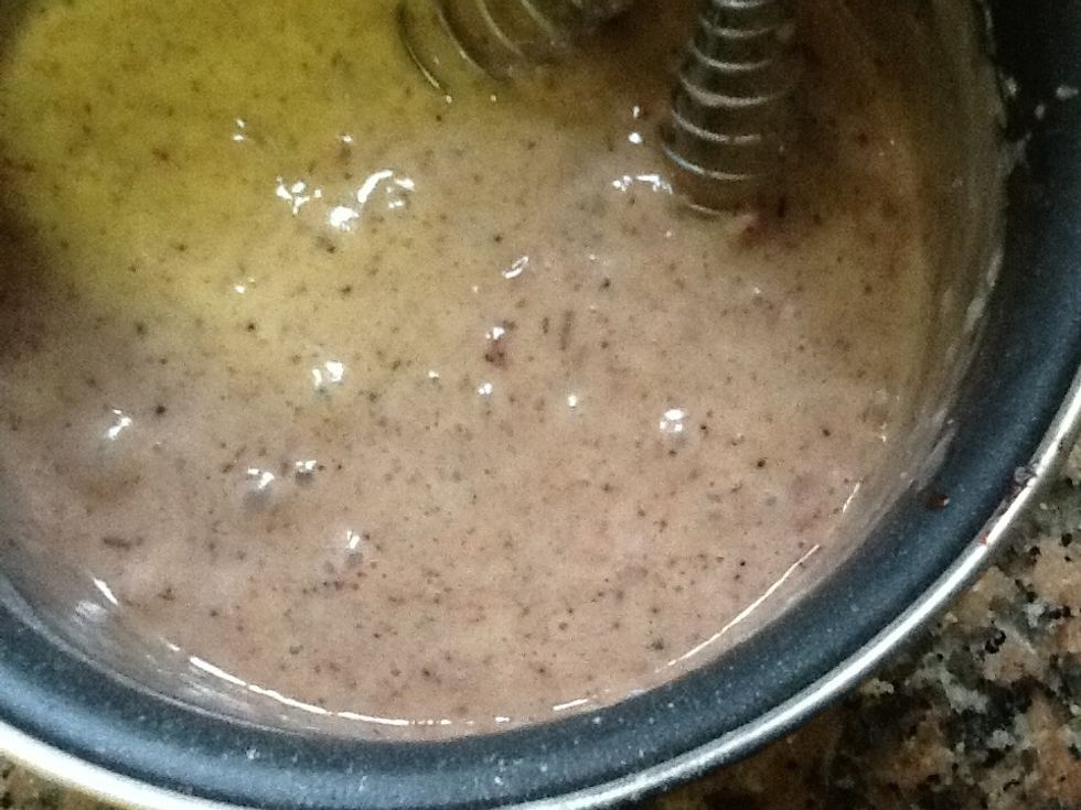 Ho barrejem tot una altre vegada. Ha de cadar de color rosa claret amb puntets marrons