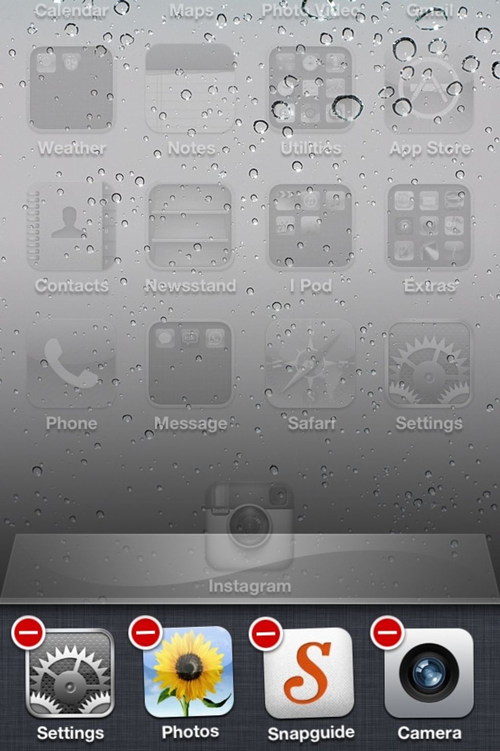 Hold an app down till the minus comes
