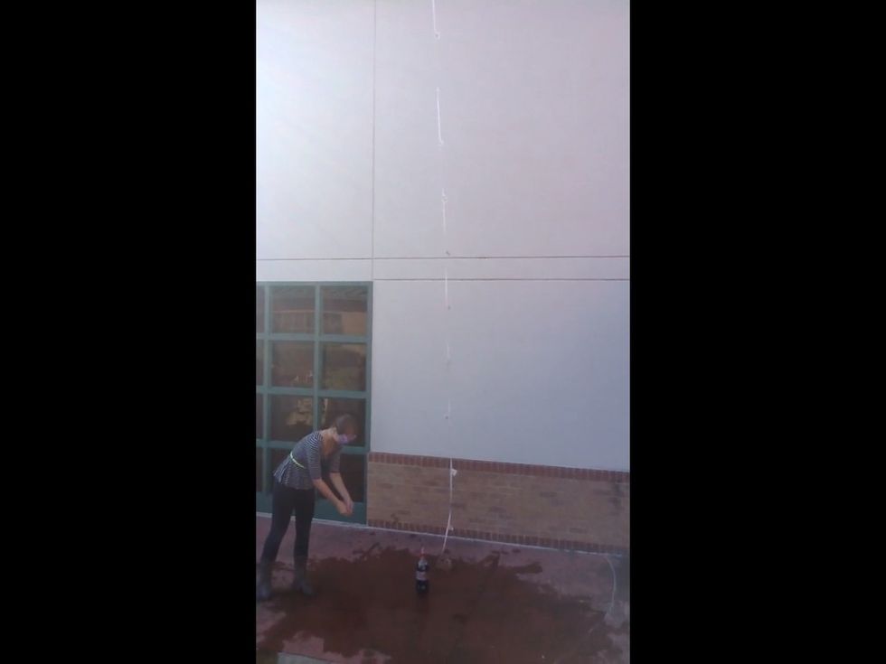 Hold string so that the pin and string make a straight line without pulling it out, have videotaped start recording