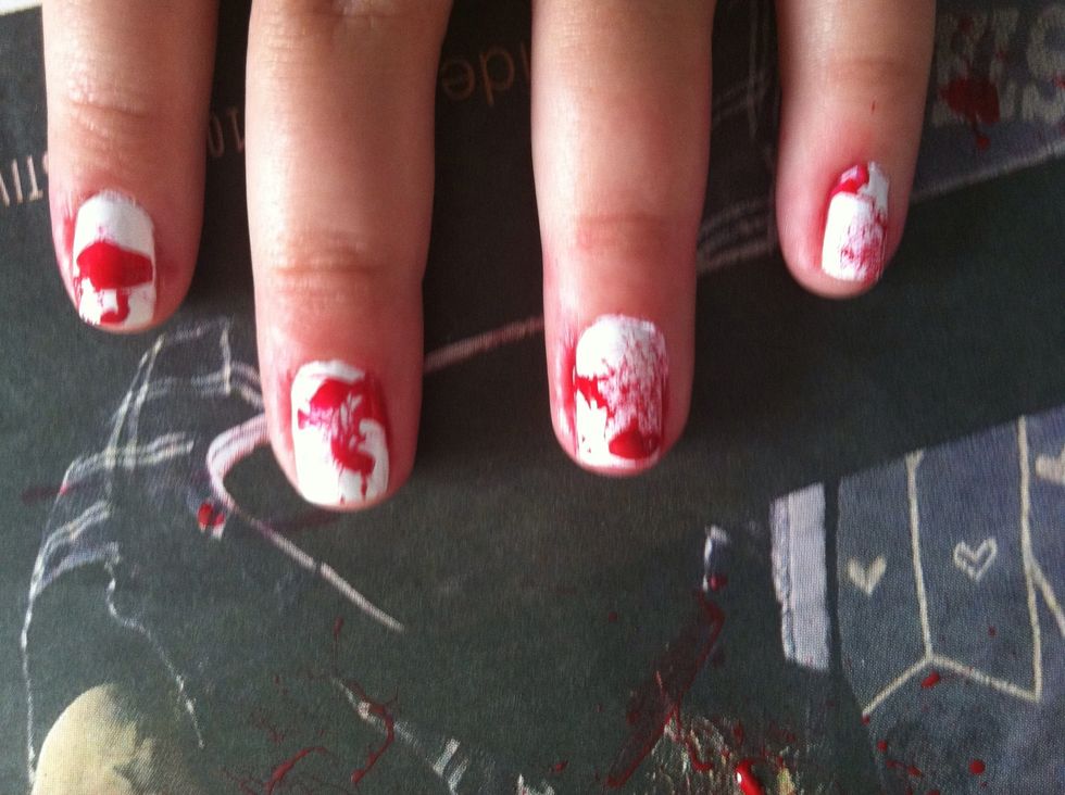 Hold the straw about an inch to an inch & a half away from your nail & use one strong blow. Repeat to get your desired look! (NOTE: not every blow will work, dont get frustrated!)