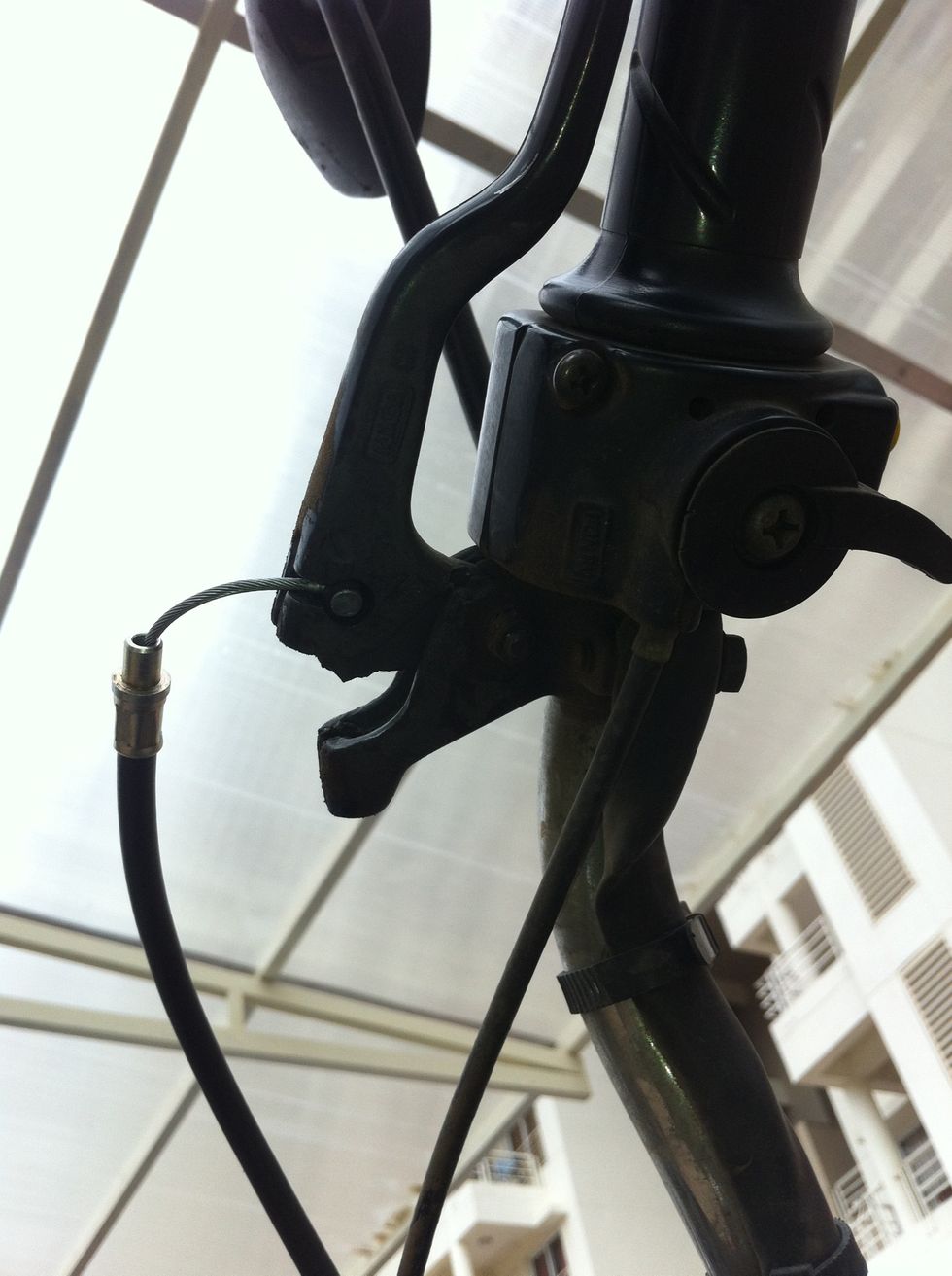 Hook the cable end to the hand lever