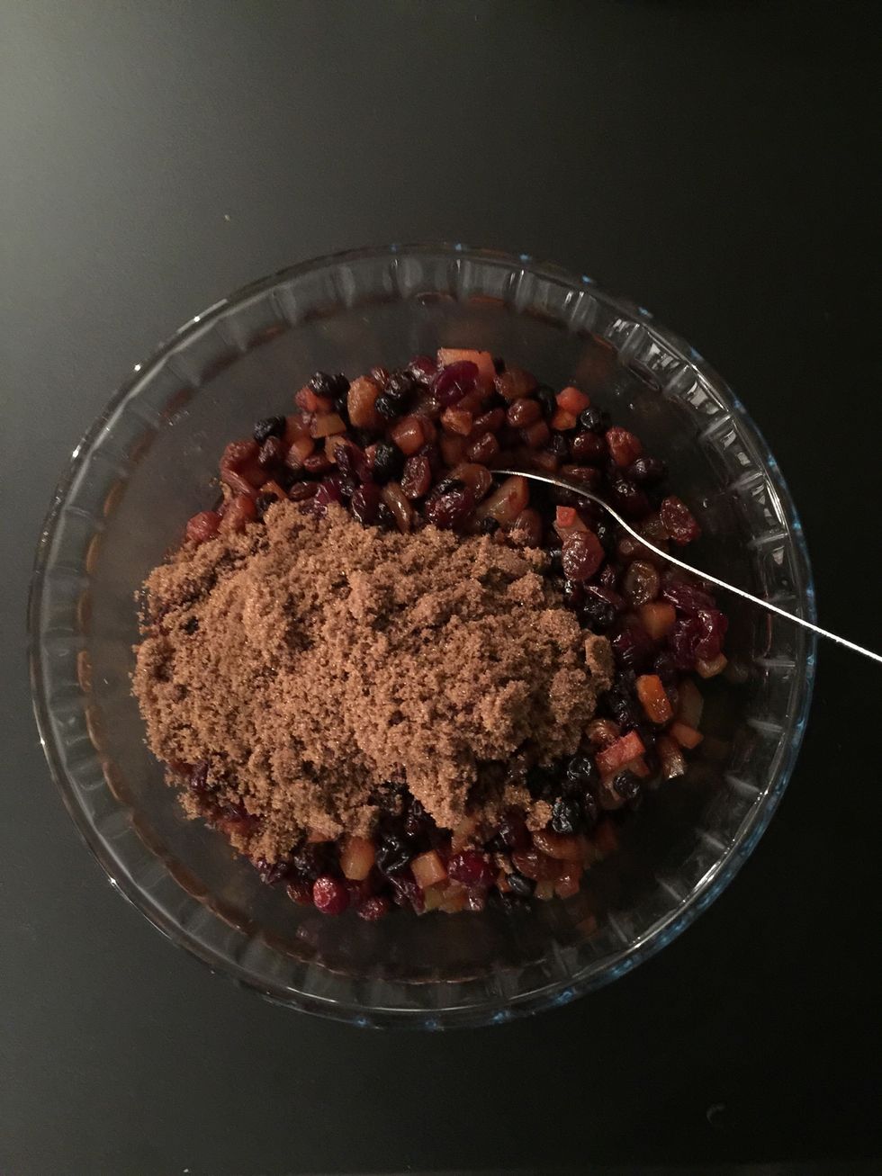 Hours after or the next day, Put sugar over the fruits