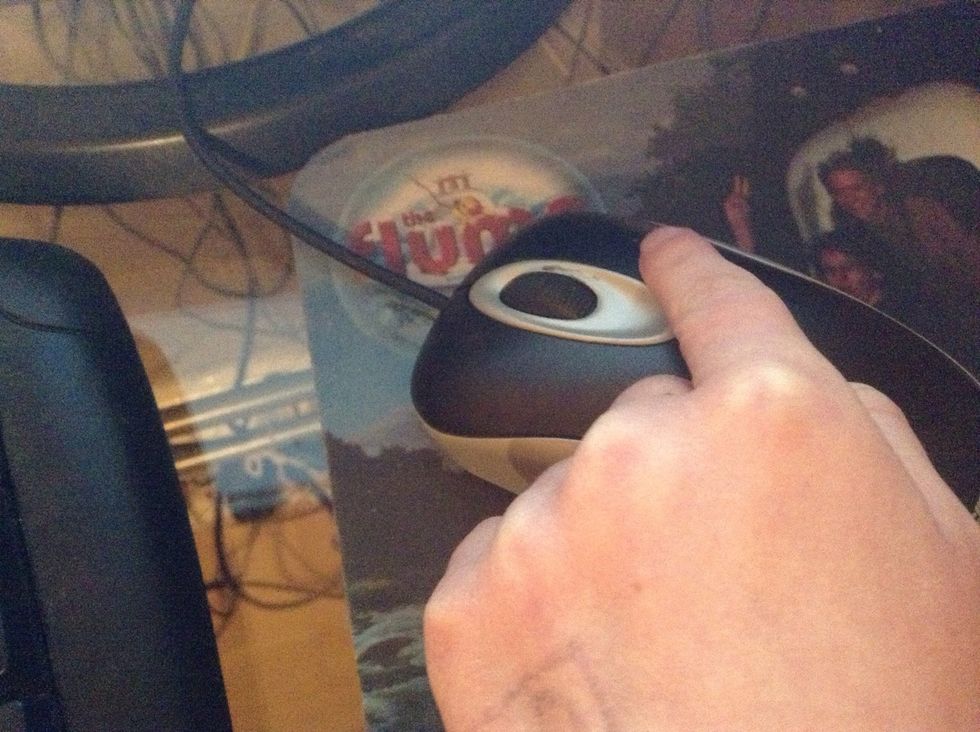 Hover over the thing you want to edit and right click on your mouse.