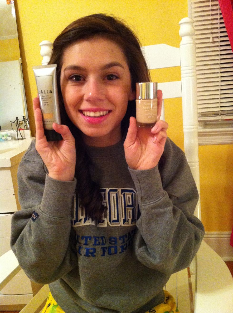 How do I get my shade? To pick your shade ask an employee at the store or a friend to hold up the bottle of a shade lighter and a shade darker to your face and pick the one that matches best!