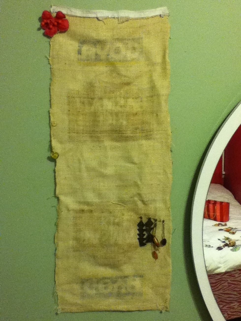 Hung up:) now add on your earrings!
