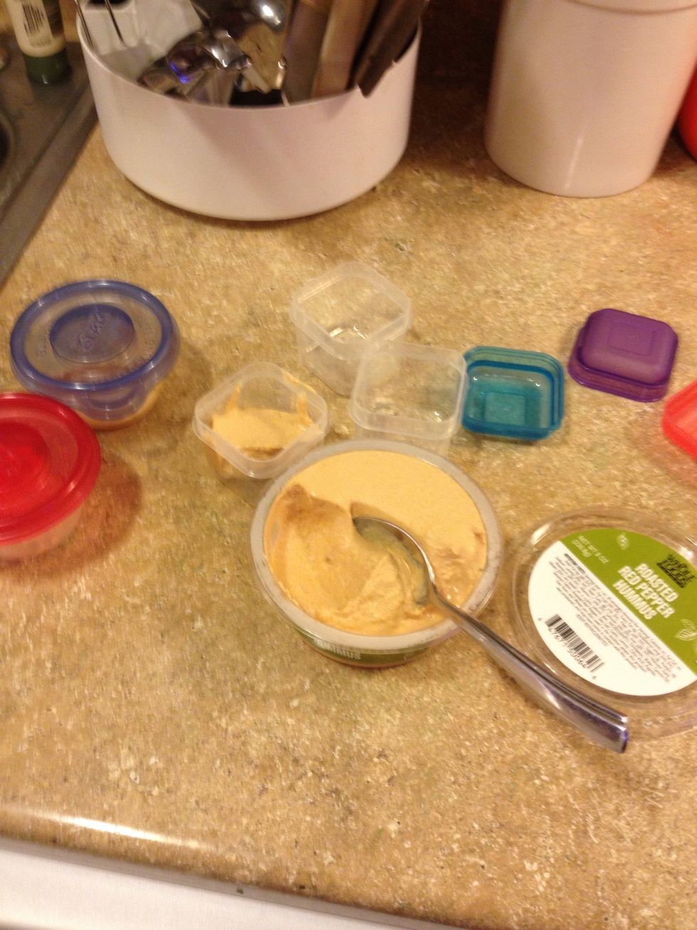 I add hummus to containers