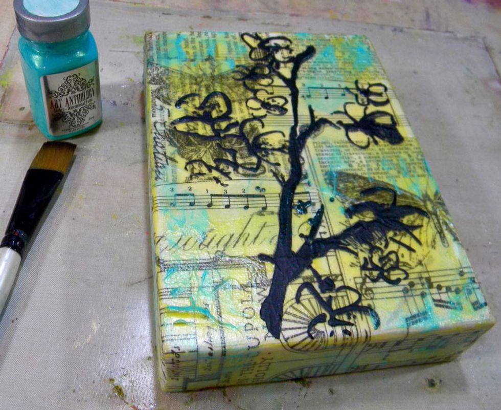 I added a bit of Pixie Sorbet to the background for contrast and depth. Sorbets have a shimmery finish and will add some pizzaz to my background.