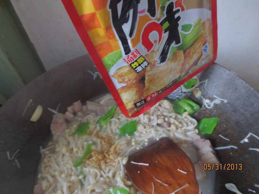 I added some meat flavor, but here you can substitute with pepper or your mix of herbal spices