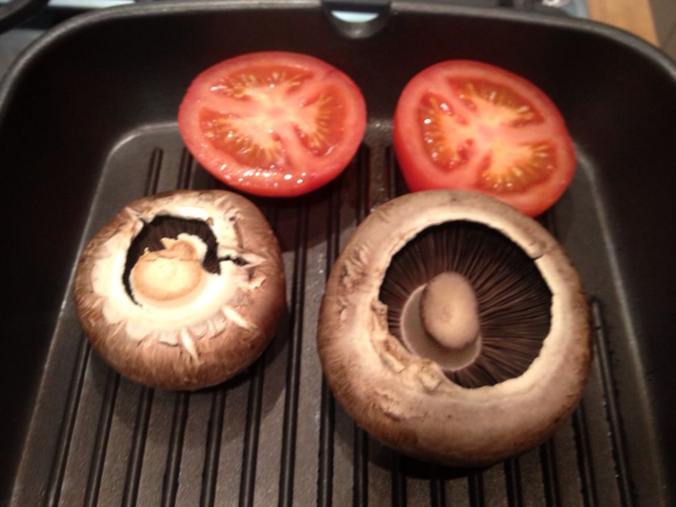 I also grilled some large tomatoes and mushrooms