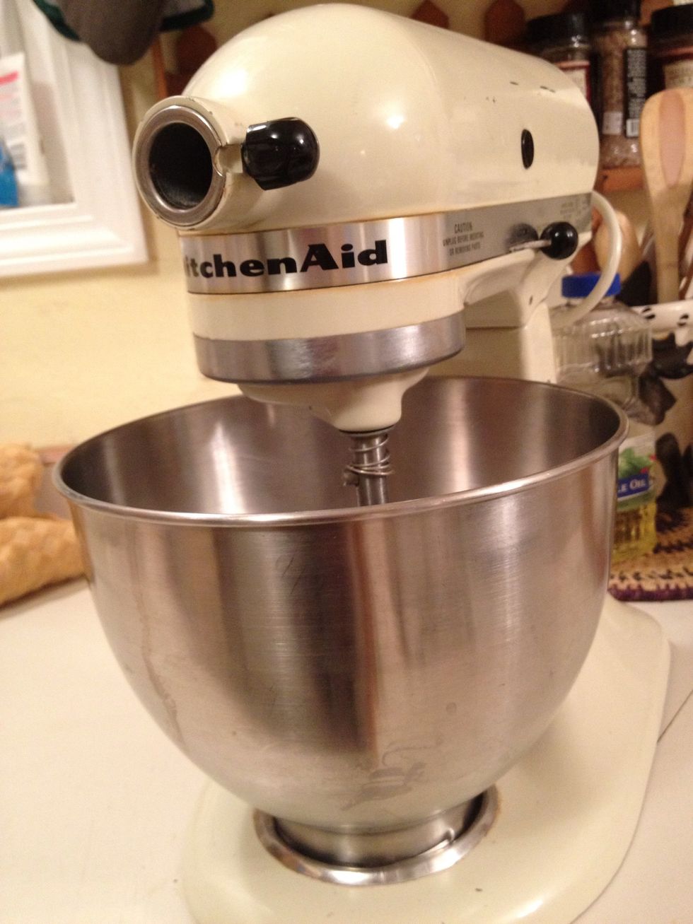 I also use the kitchen aid that was originally my grandmothers. 3rd generation baker!