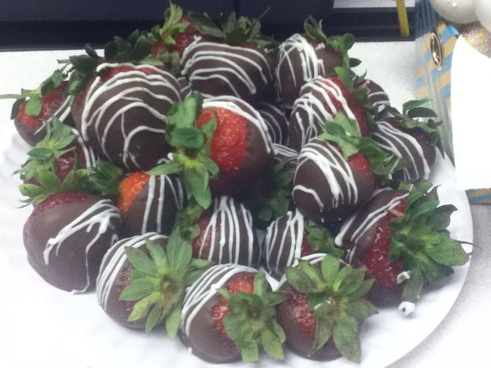 I also used this chocolate to cover strawberries - looked good and tasted great and only took about half an hour to make about 40 start to finish