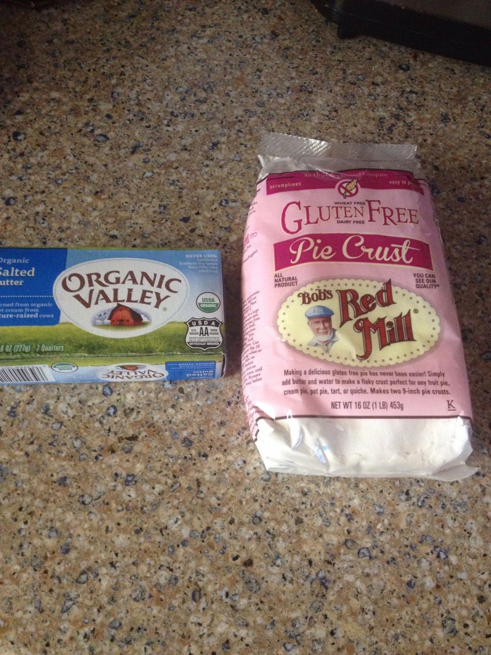 I am making this gluten free pie crust dough. We'll see if it turns out good or not. Fingers and toes crossed :)