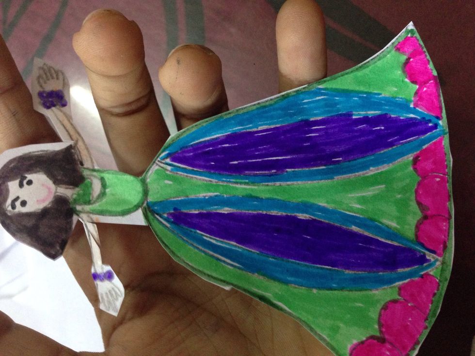 I am sorry it's full pic isn't there but your princess is ready and in the next step I'll show u something