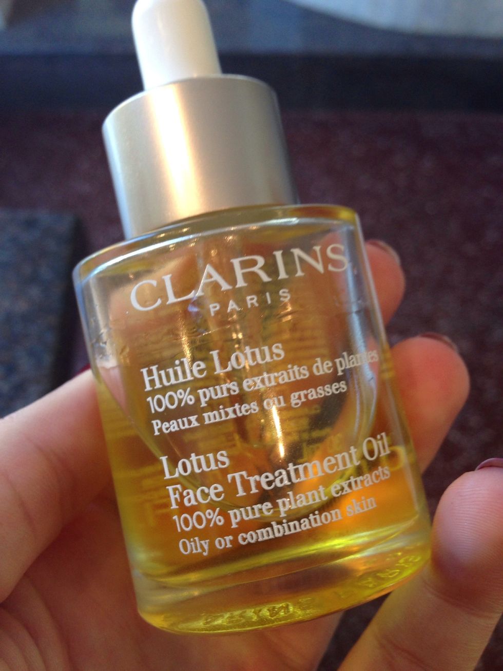 I apply a face oil every night :) we always try to remove as much oil as we can and our skin needs some oil so it produces even more. Give some oil back and you will see a difference :)