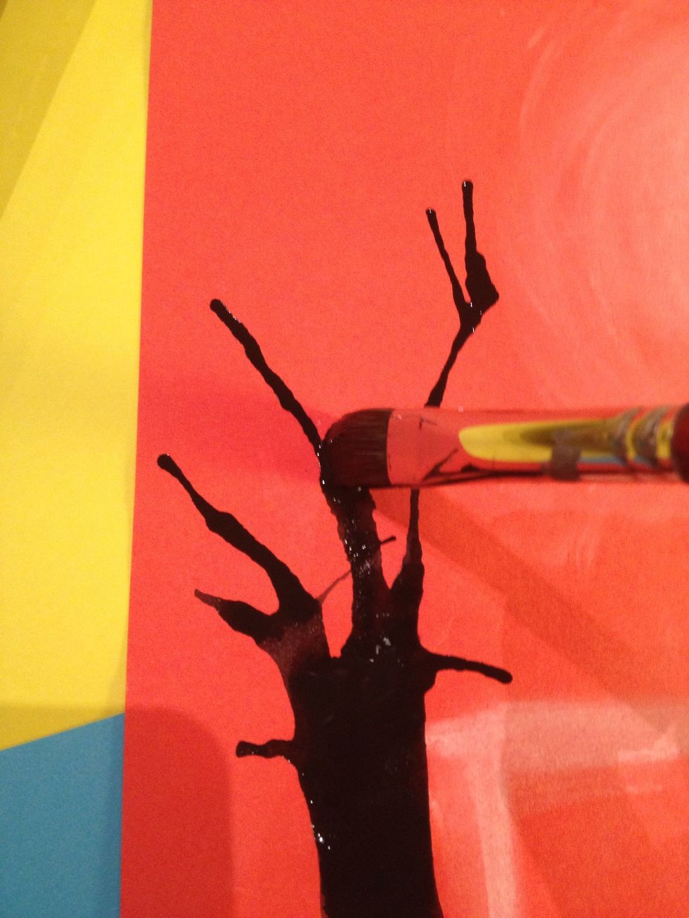 - I can also use a brush to improve the shape of the branches of the tree .