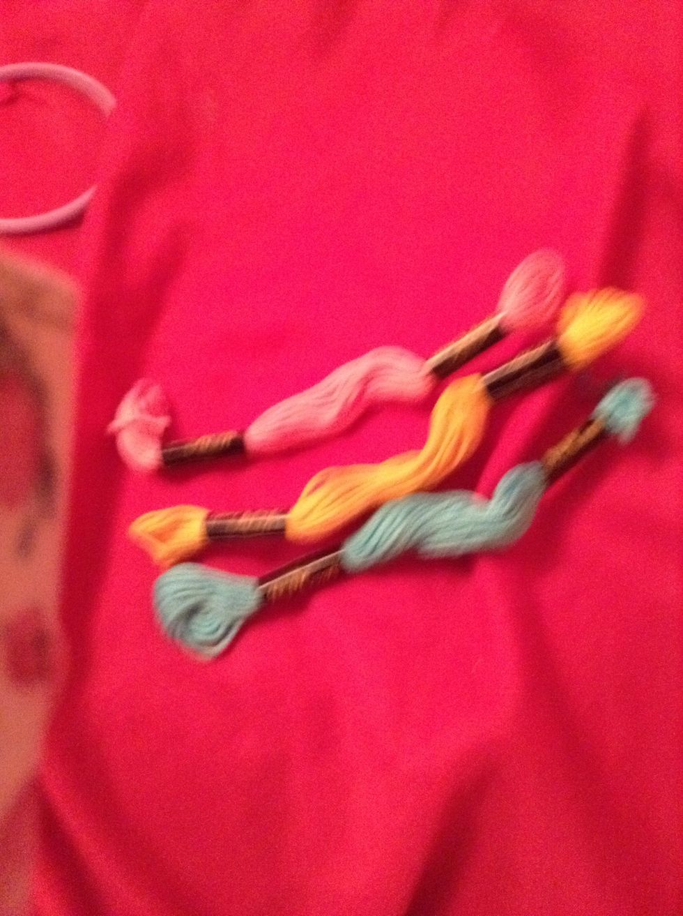 I chose pink, blue and yellow, because that is what colors I have in my room.