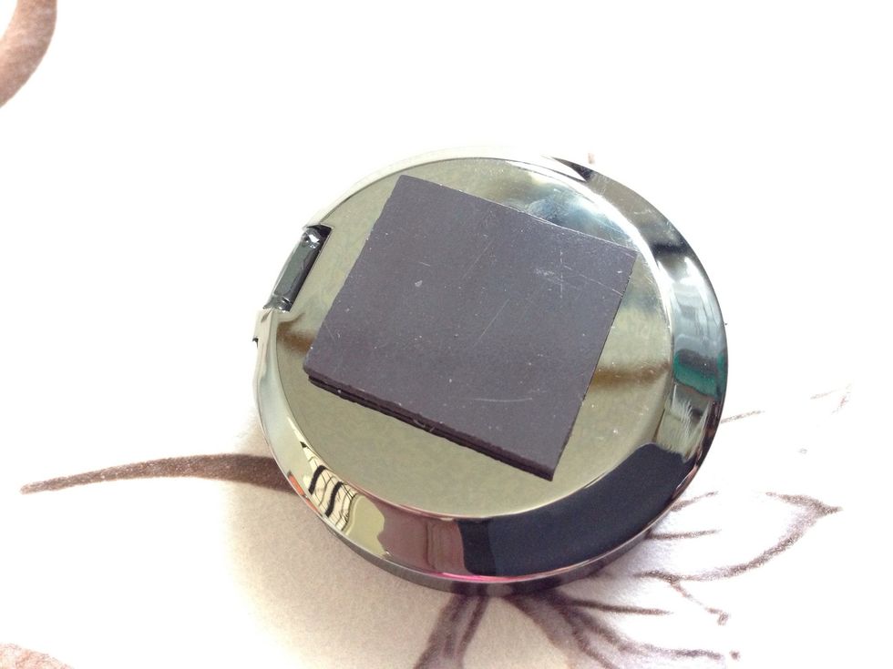 I cut a square magnet from my magnet strip and attached it with a quality double adhesive tape. You may use round magnets available in DIY/scrapbook supplies stores for slightly bigger items.