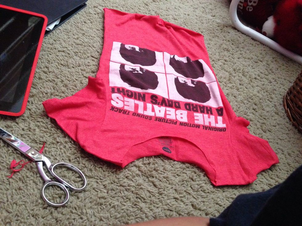 I cut just a little away some of the seam (I don't want it too low since I'm wearing this for school).