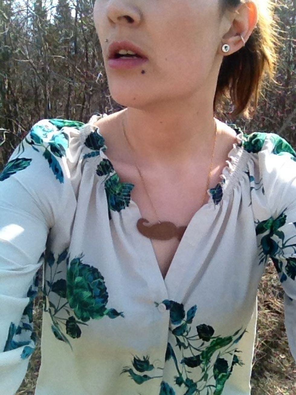 I'd love to stay but I really Mustache.