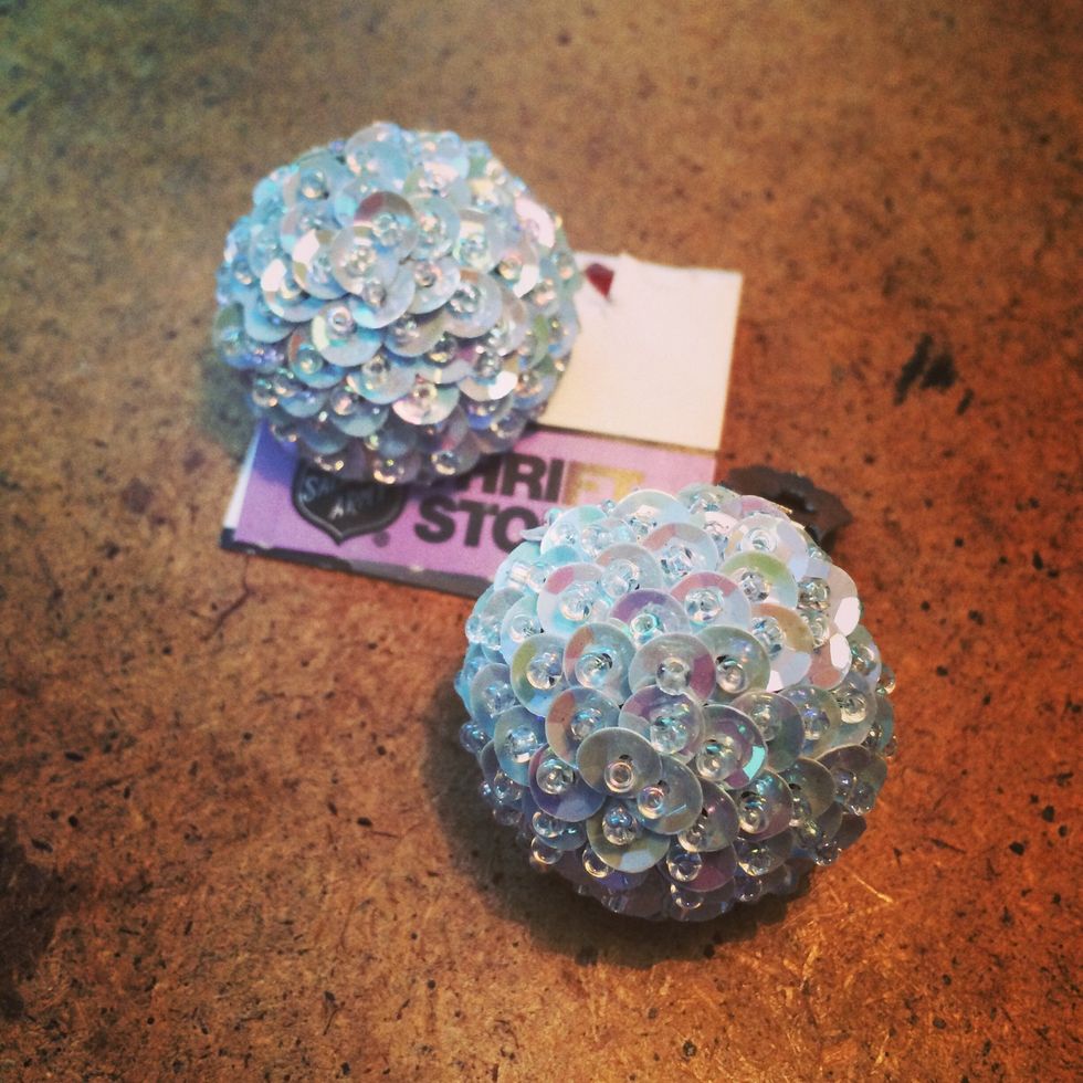 I decided to use these thrift store clip on earrings for the embellishment. 'Junk' jewelry is great for repurposing projects! These earrings were $1.99.