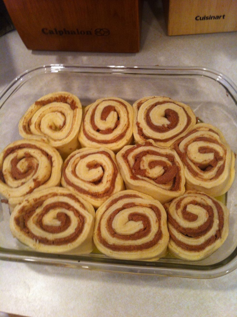 I did NOT get the correct rolls. I got the bigger ones by mistake. I suggest following the recipe because these bigger ones had a harder time cooking.