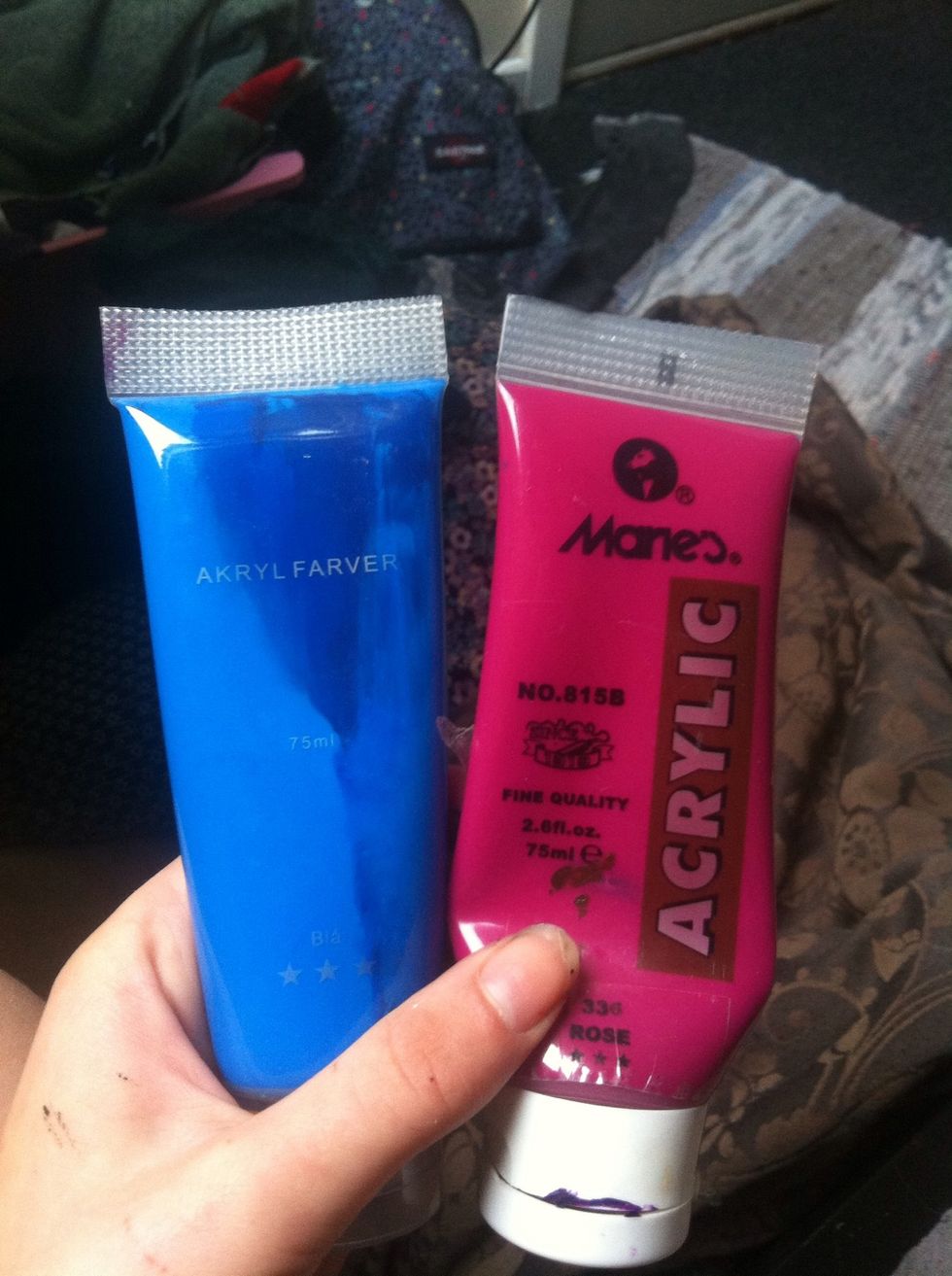 I didn't have a dark purple so I used the pink and blue. I mixes blue and pink together so I'm doing a dark purple