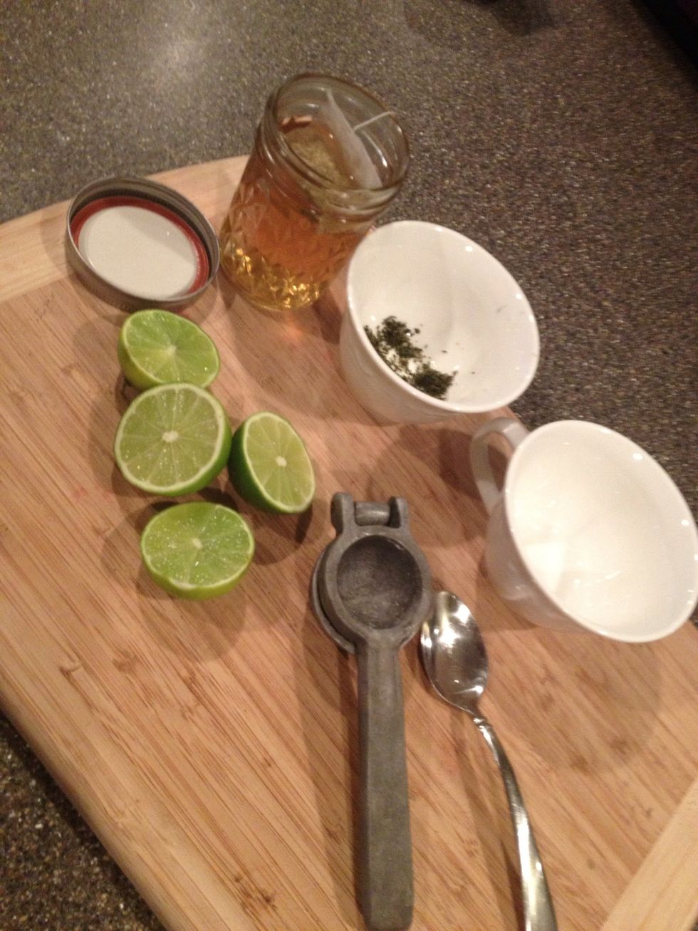(I didn't have lemons so I substituted limes but both work fine) replace tea into mason jar.