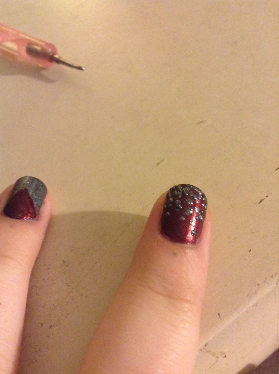 I didn't take pictures the whole way through. But I just added dots until I was happy with how it looked. I think it's really cool and kind of lava lamp-y.