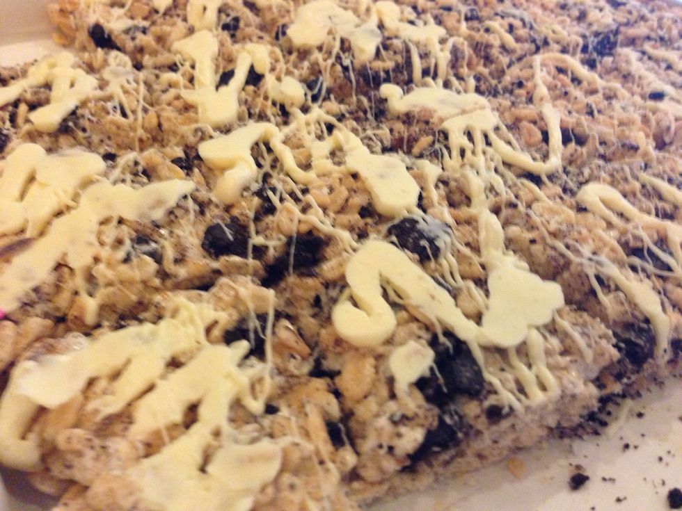 I drizzle mine with white chocolate