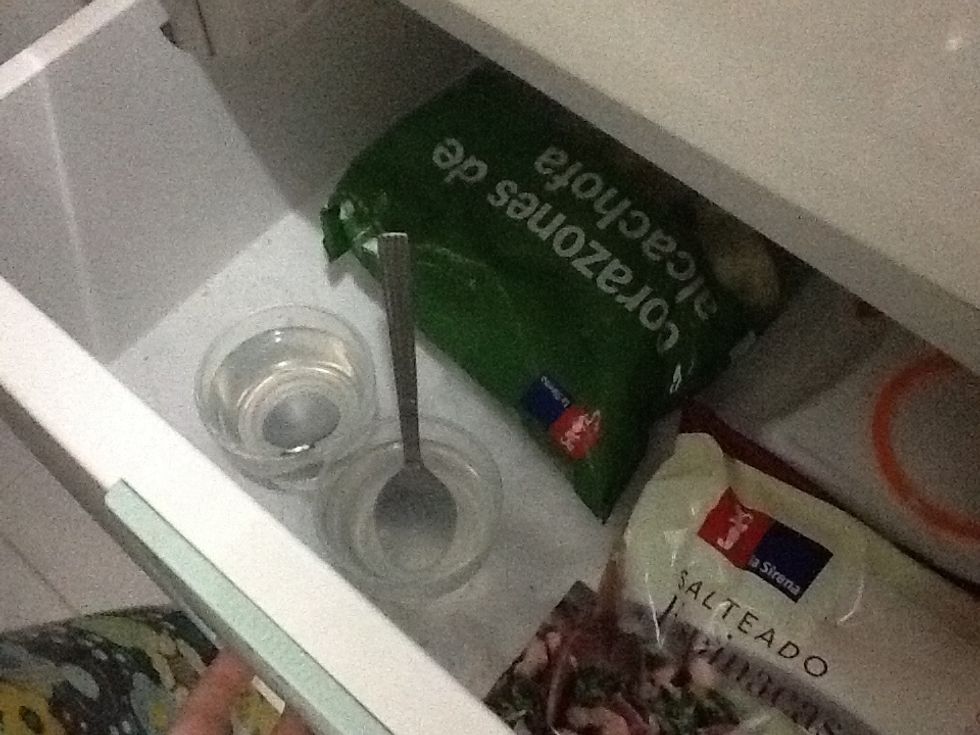 I els posem al congelador