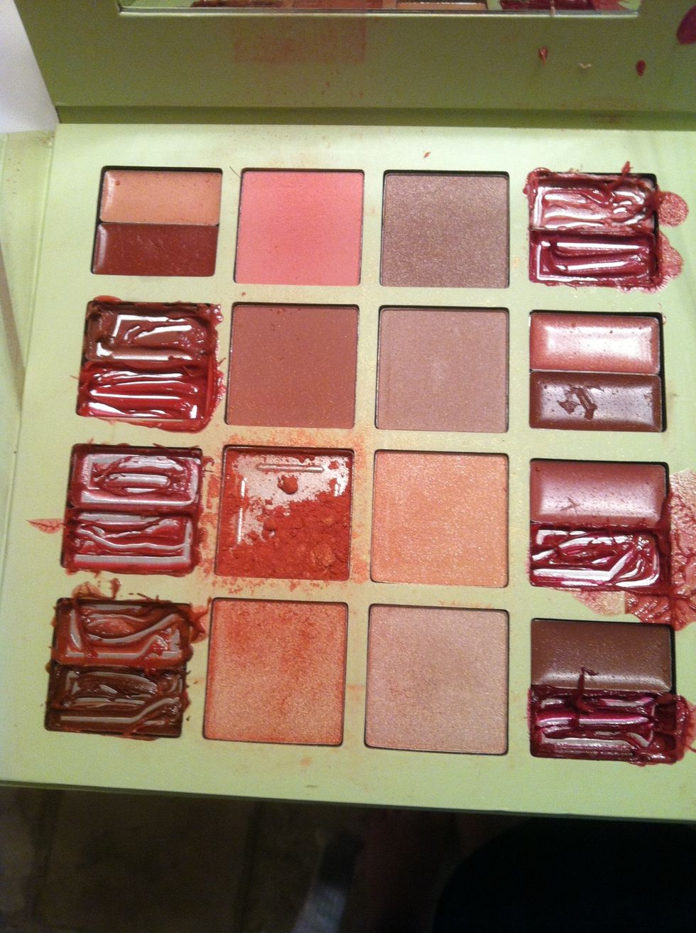 I ended up using alot of colors to get the shade i want lol