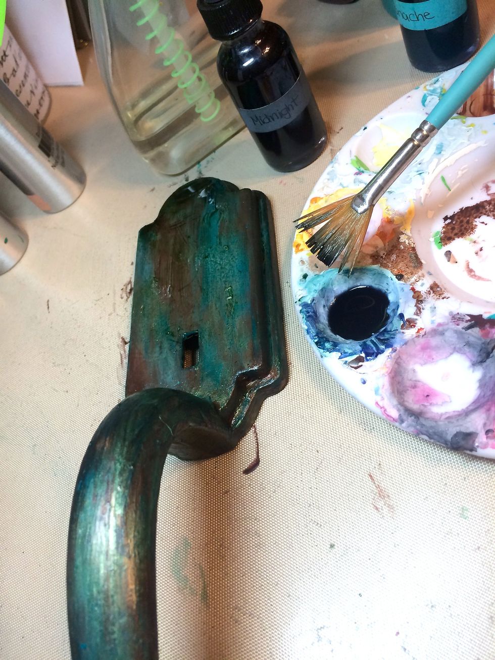 I finished the handle off by splattering Midnight Minx all over it.