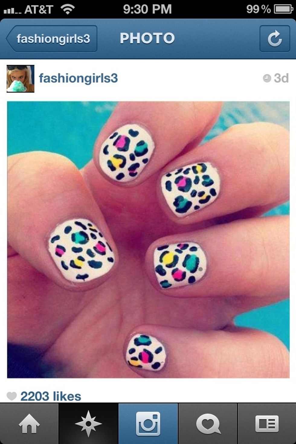 I found this off of instagram. This is how it should look.