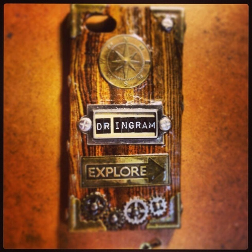 I get lots of great comments about my phone case and use your imagination and create one for your self. Have fun guys. Steam Punk, Dr. WHO or whatever you can imagine... get busy. Cheers from Dr. I