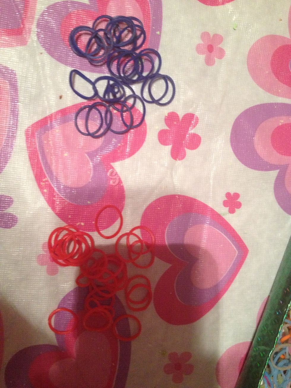 I have 25 blue and 25 red and 1 S clip