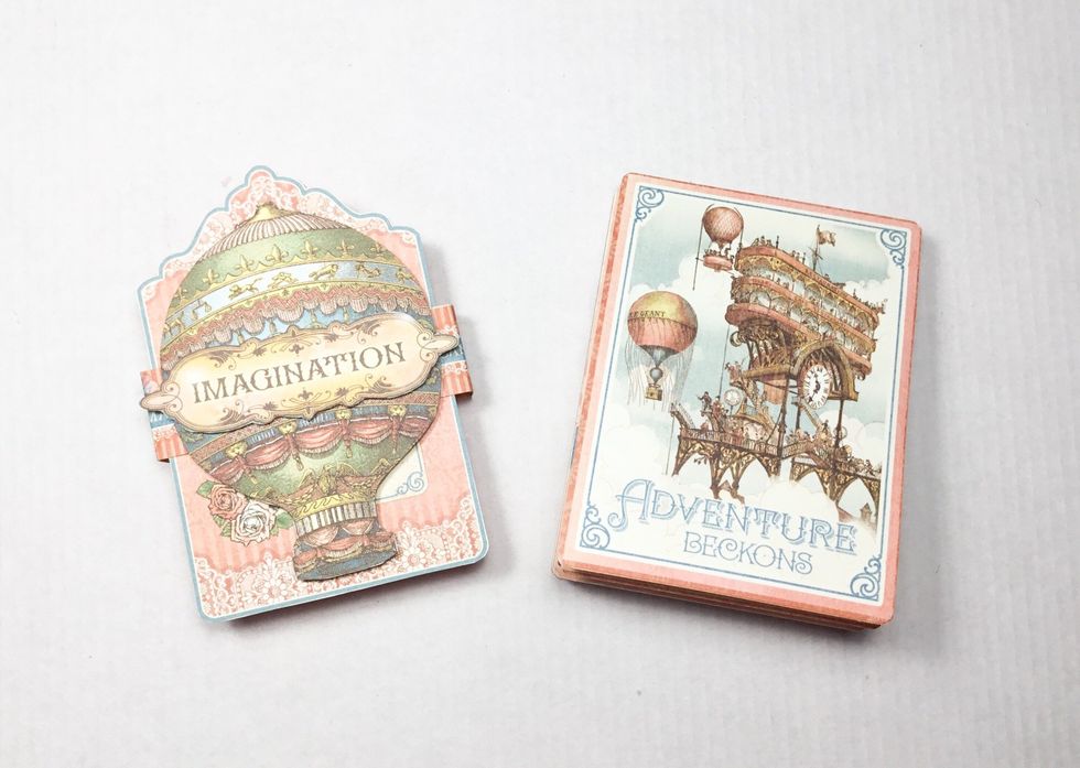 I have added the large tag from the tag and pockets set behind the balloon.