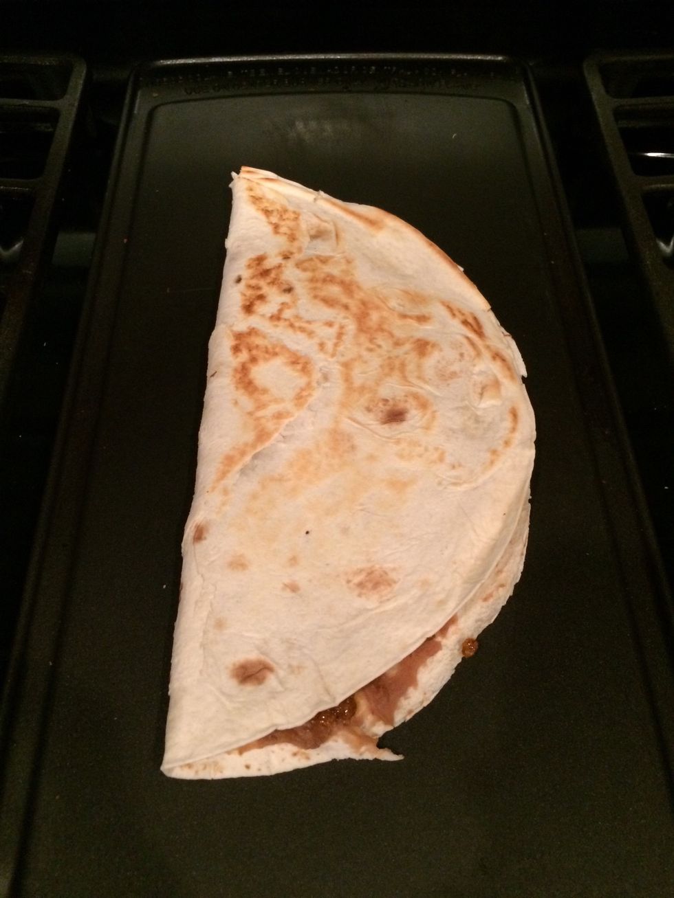 I have this handy griddle type thing to cook with...and I just keep flipping it till both sides are good and toasted looking.