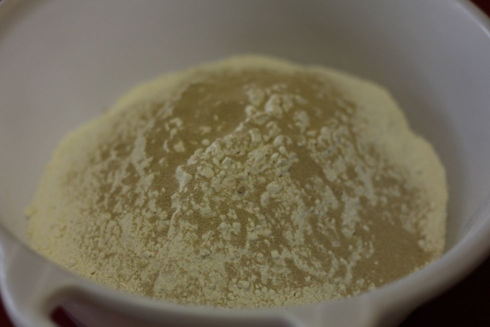 I have used this dough recipe many times so I'm not going to be so detailed. Check my other guides.  2 cups of unbleached and double sifted flour, 1 tbsp yeast, 1 tsp of salt, 1 tbsp of sugar.