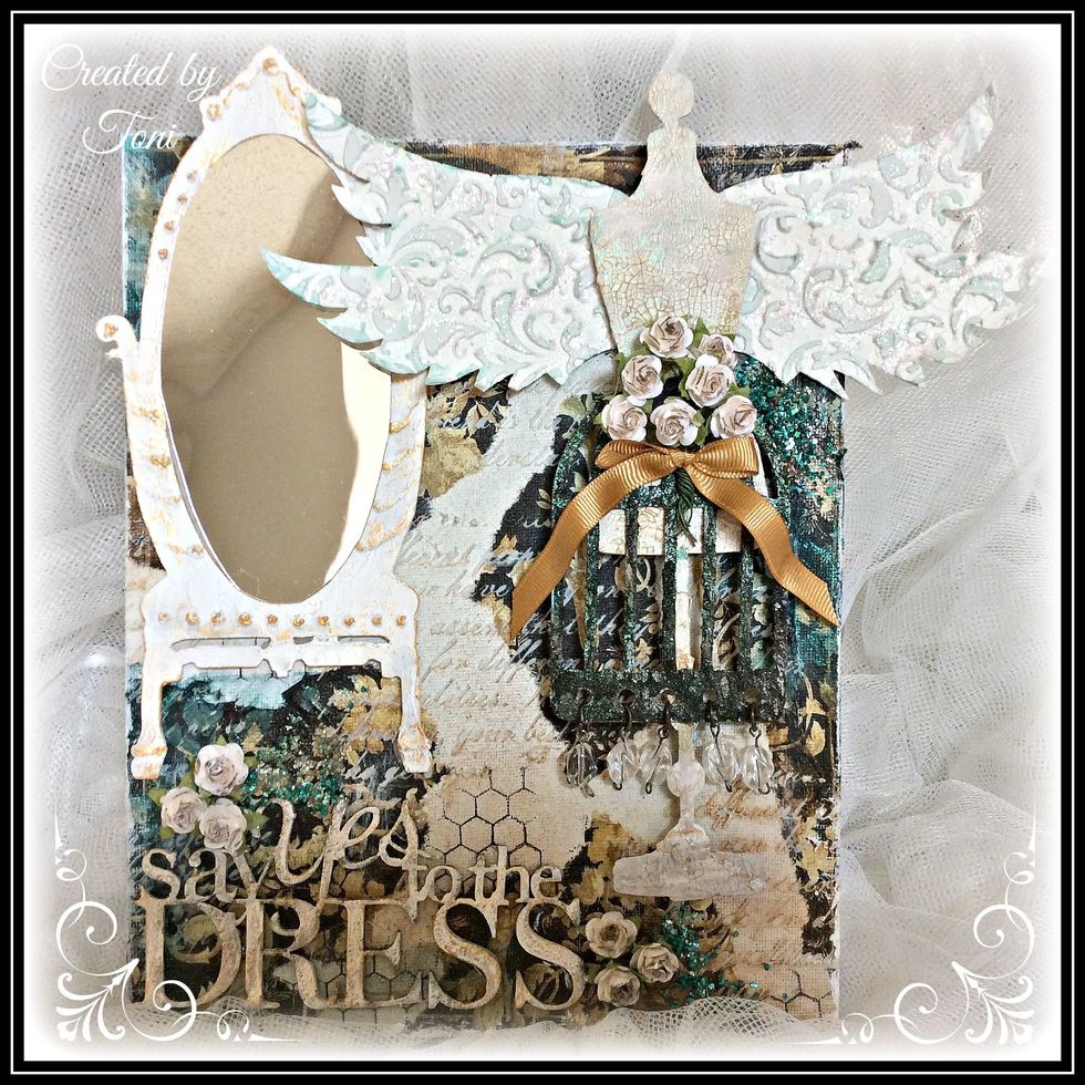 I hope this has inspired you to create a vintage styled canvas. Happy Crafting !