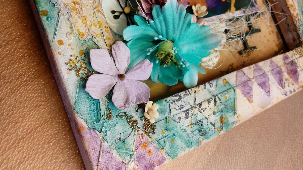 I hope this inspires you!! Share your Art Anthology projects on out Facebook group page https://www.facebook.com/groups/741057632686564/