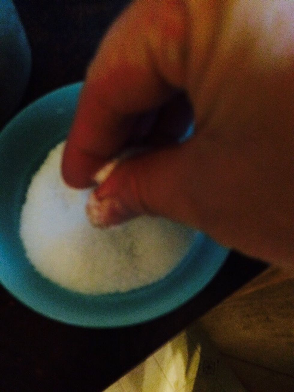 I just pinch out to sprinkle over the meat.