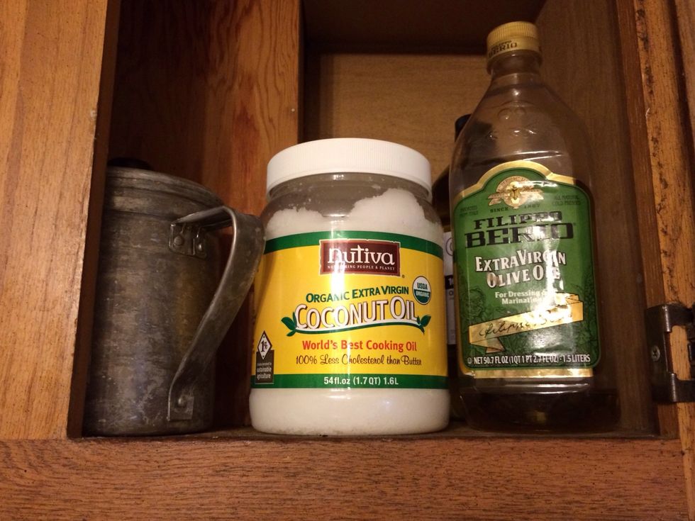 I keep the bacon grease in the dry cabinet next to my other fav fats...coconut oil and olive oil.