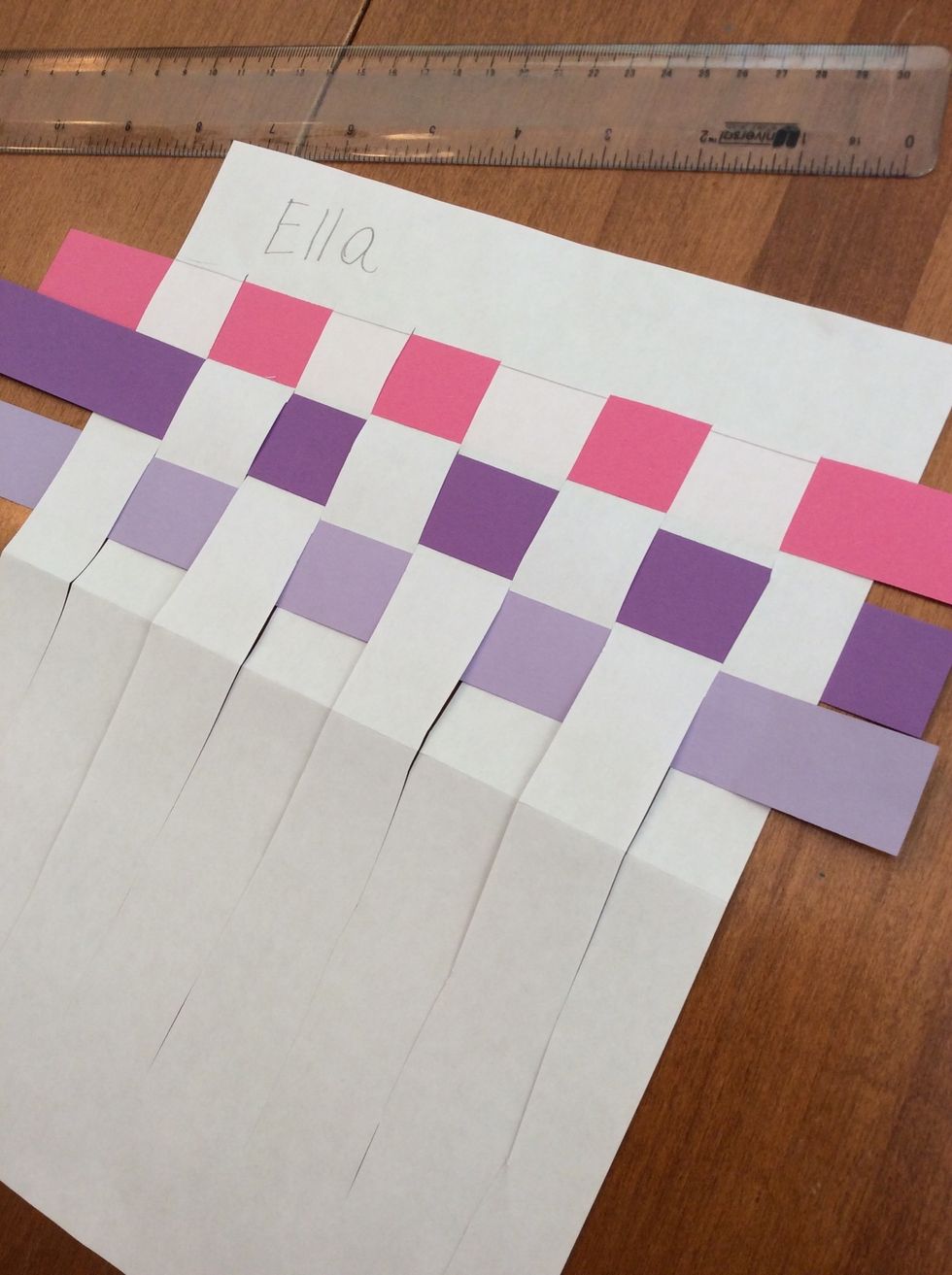 I keep weaving each row using the AB pattern.